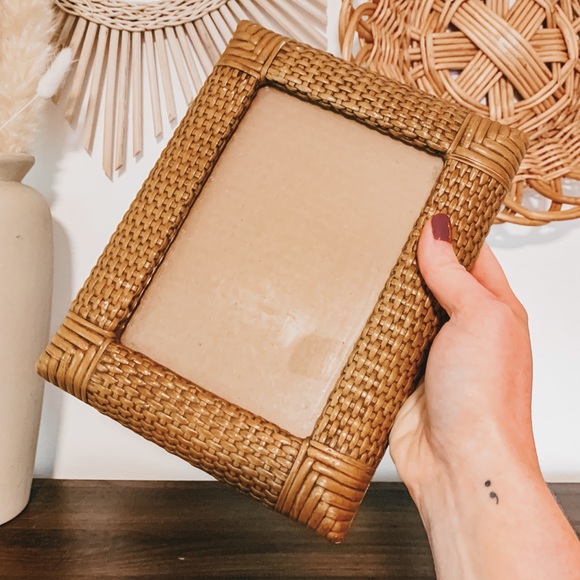 Vintage Other - Vintage 1976 Wicker Rattan 7” x 9” Boho Cane Frame